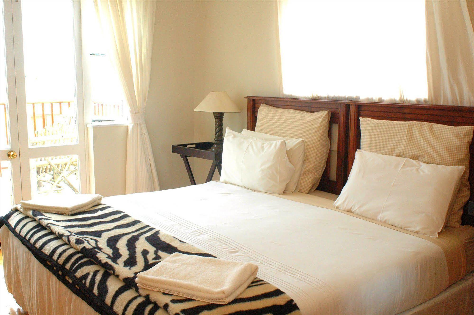 Baleens Hotel Hermanus Exterior photo