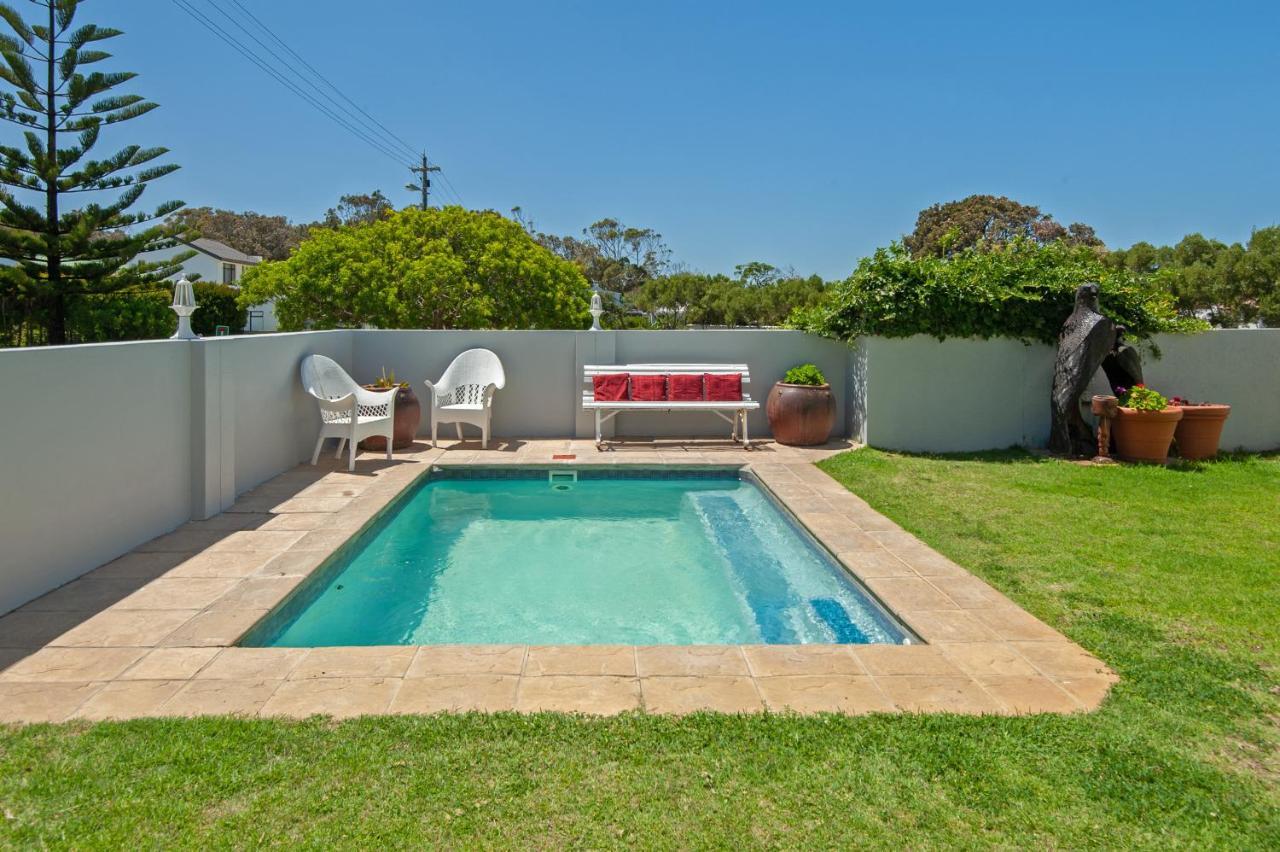 Baleens Hotel Hermanus Exterior photo