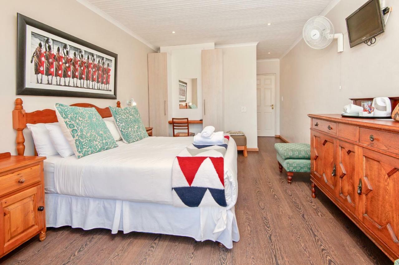 Baleens Hotel Hermanus Exterior photo