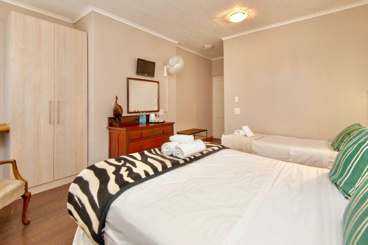 Baleens Hotel Hermanus Exterior photo