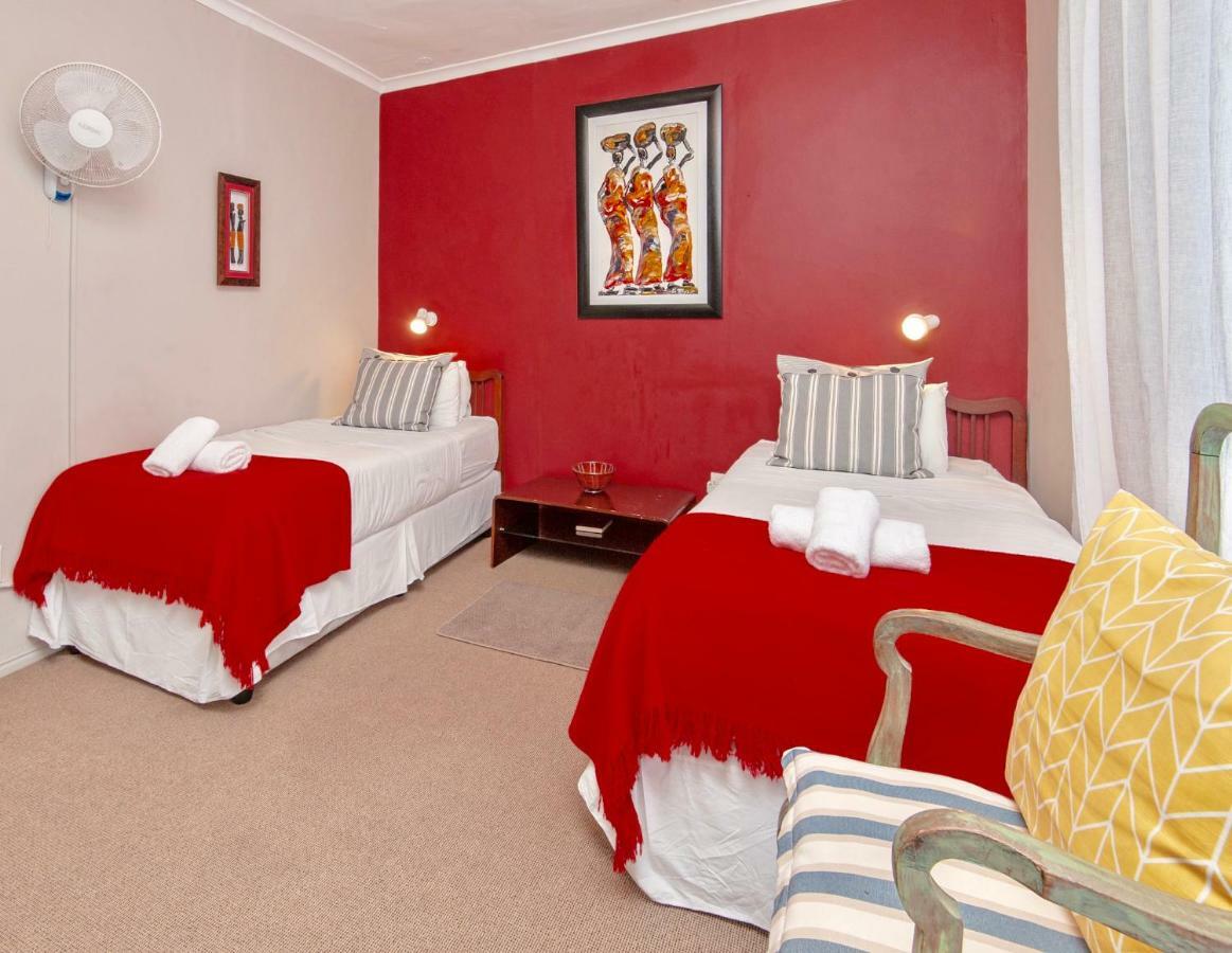 Baleens Hotel Hermanus Exterior photo