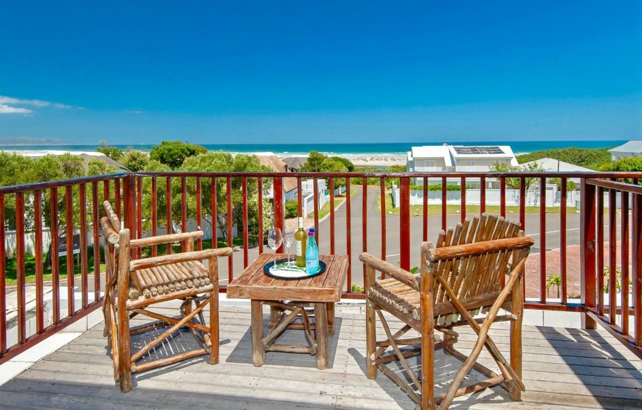 Baleens Hotel Hermanus Exterior photo