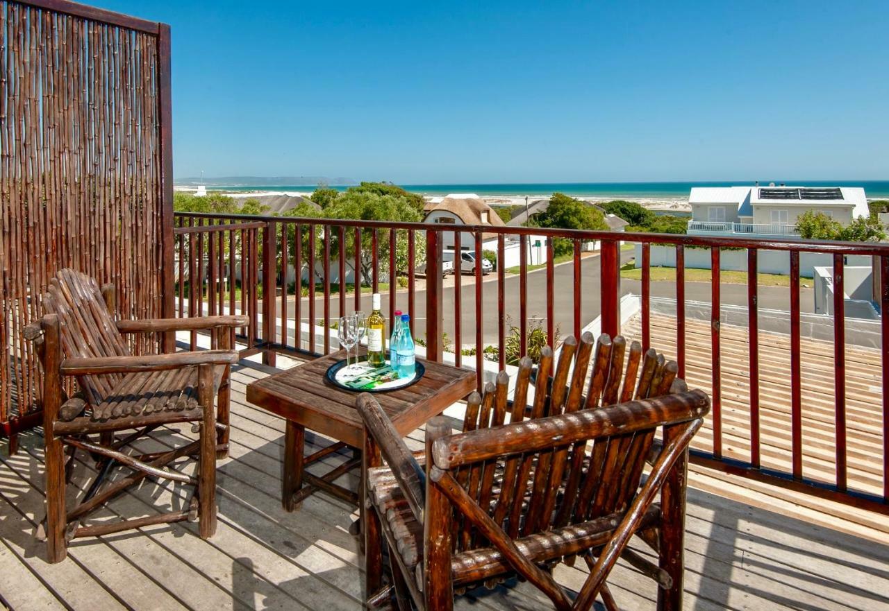 Baleens Hotel Hermanus Exterior photo